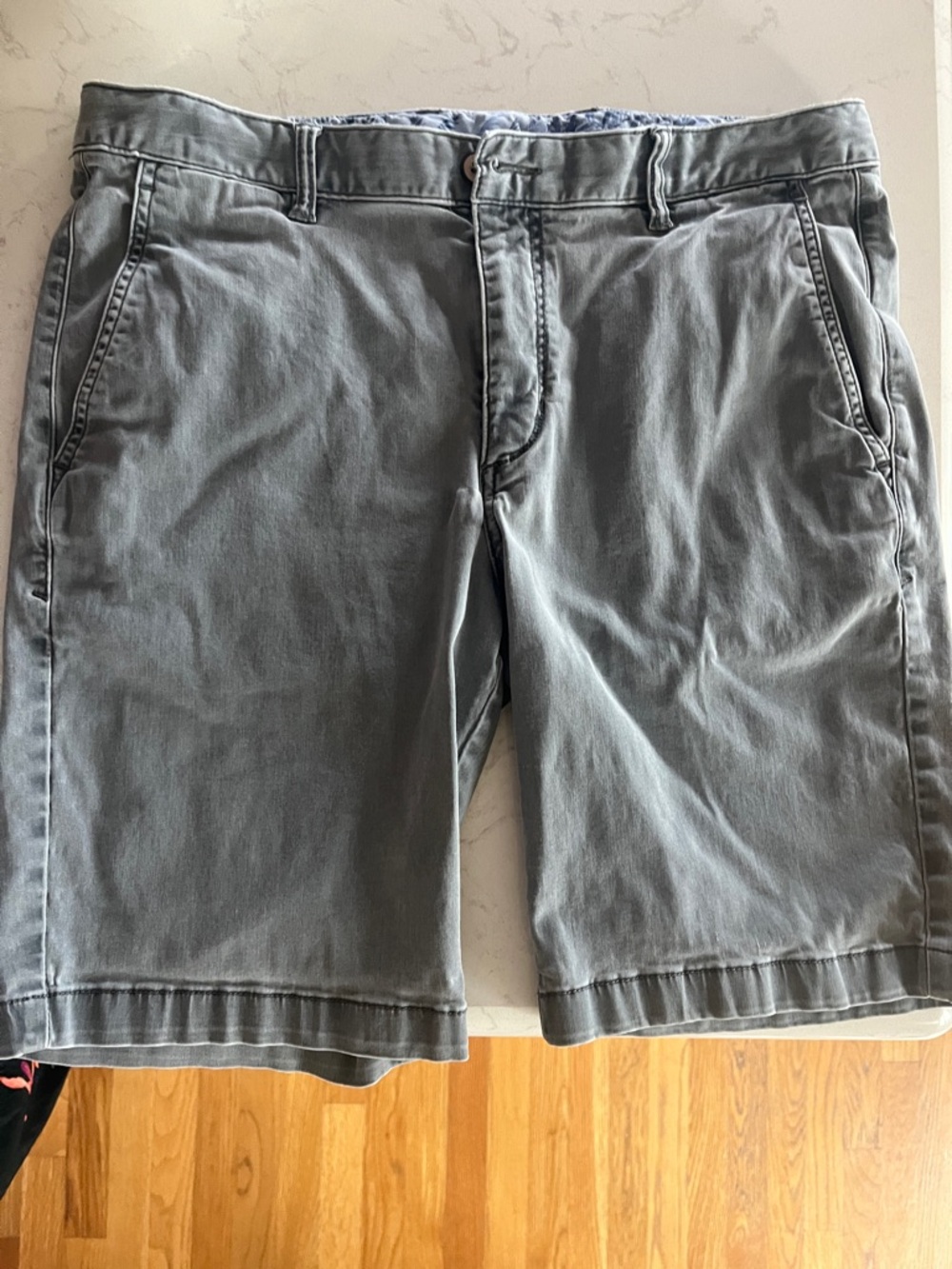 Tommy Bahama Men's Gray Flat-Front Shorts